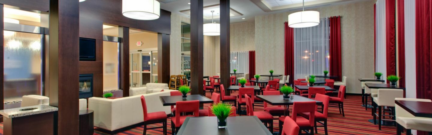 Holiday Inn Express Hotel & Suites Chatham South By Ihg Exterior photo